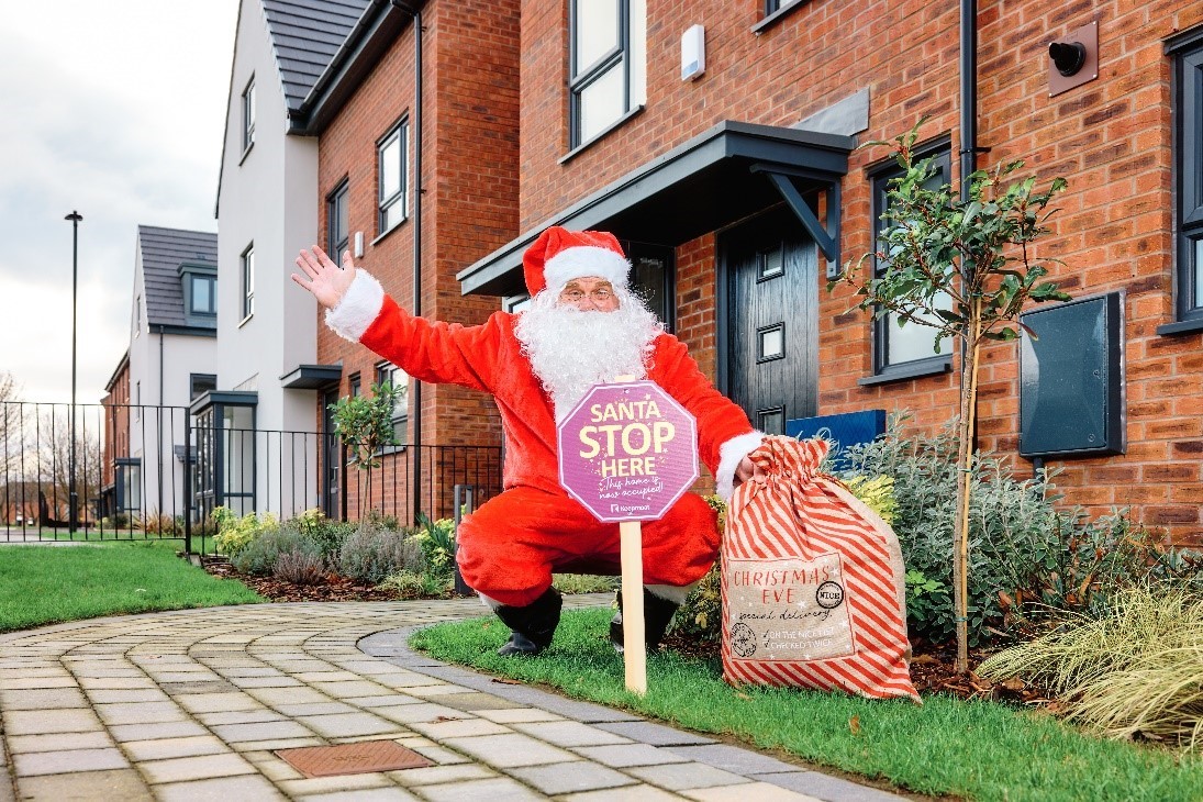 It’s a (Christmas) wrap: National housebuilder completes Santa signposting initiative