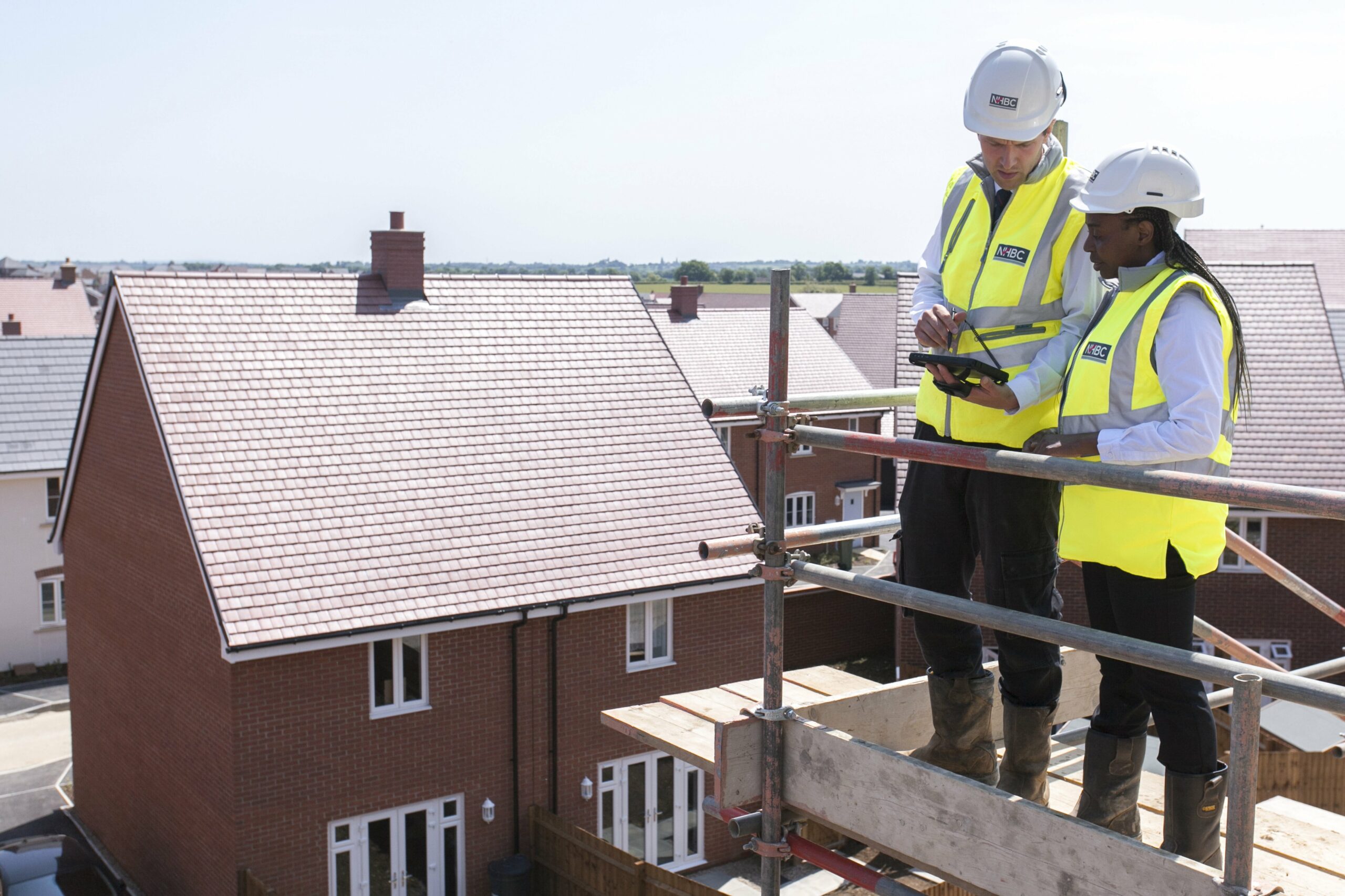 Quarterly fall masks return to confidence in house building sector, reports NHBC