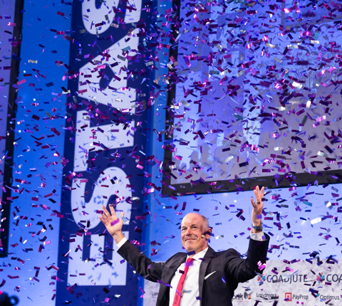 Phil Spencer reveals best agent, conveyancer and broker firms for customer service at the prestigious ESTAS Awards